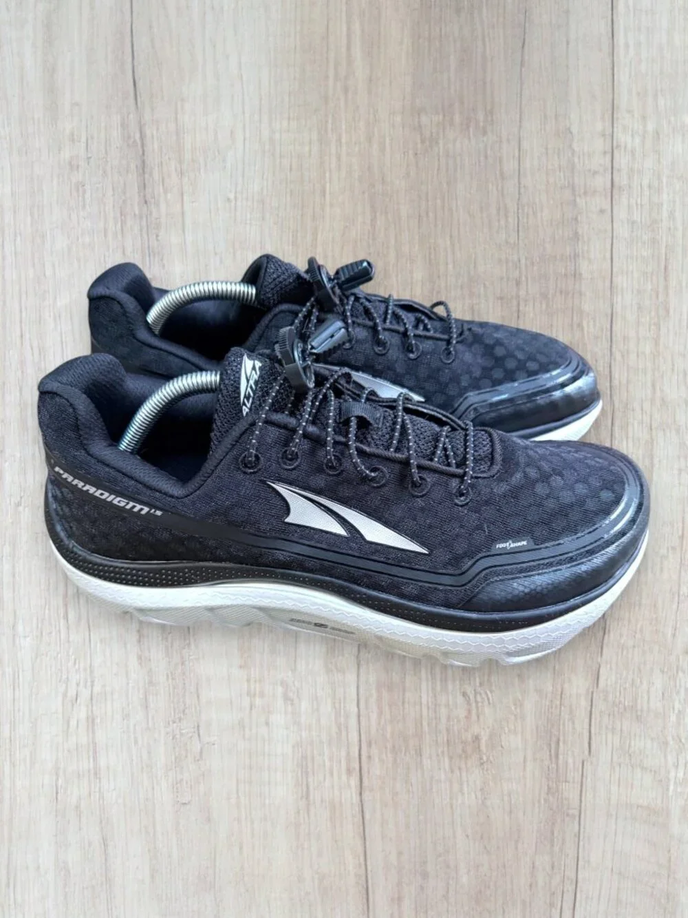 Altra Paradigm 5 Black Running Shoes Zero Drop FootShape Wide Toe Box Mens 10